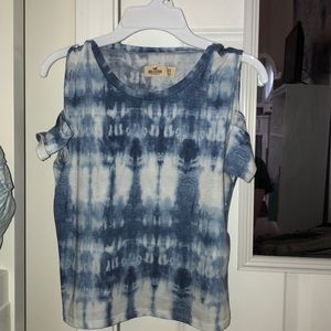 Blue tie dye cold shoulder shirt